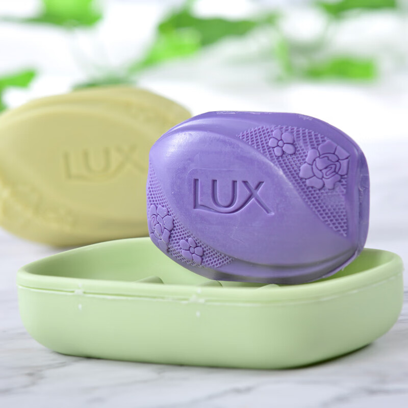 Lux Soap Silky Moisturizing + Lotus Charming Skin 105g*3 pieces+105g*2