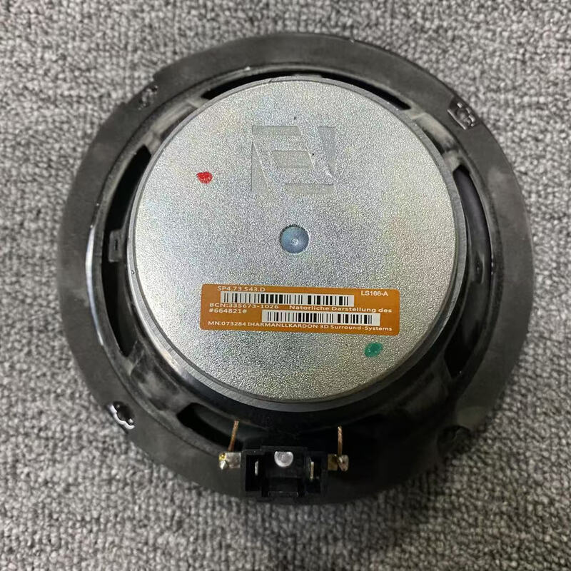 Original dismantled car second-hand Harman Kardon 6.5-inch heavy mid-bass treble head car audio car speaker modification 2 mid-bass original imported from Germany