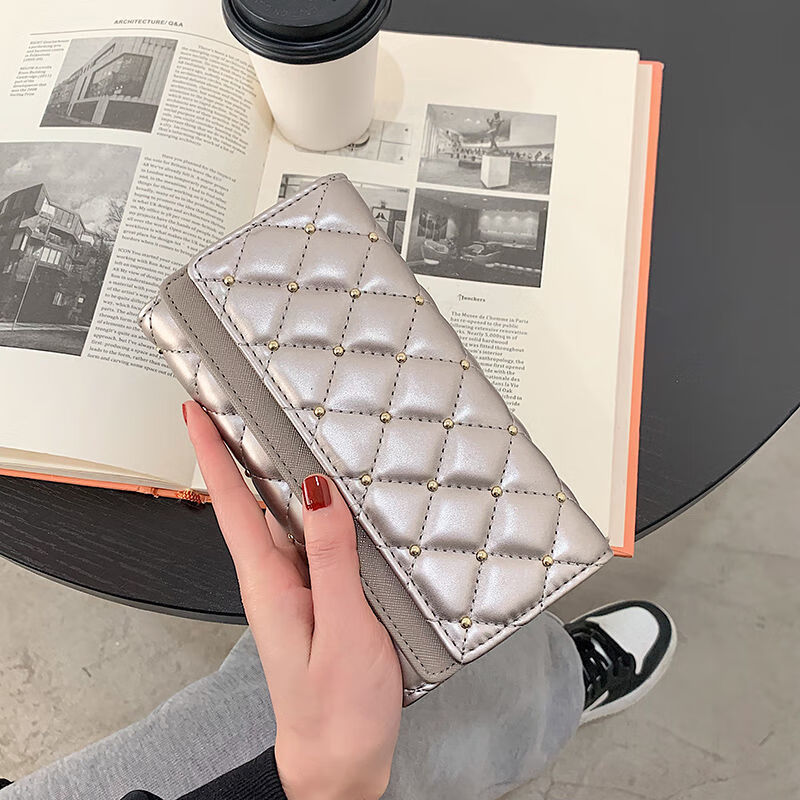Kangaroo Clutch Women's 2025 Spring New Style Fashion Wallet Large Capacity Textured Folding Women's Rivet Clutch Trendy Black