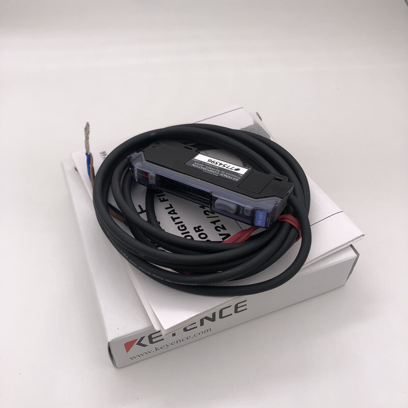 Yue Changsheng original Keyence sensor FS-V series fiber amplifier FS-V1 V12 V21R V31CP V34P FS-V11P new original
