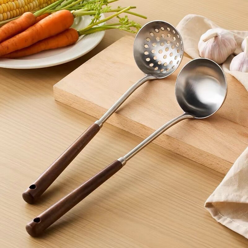 Carole's new walnut 316 stainless steel set soup spoon long handle spoon household kitchen kitchenware hot pot long colander 316 steel walnut hot pot spoon
