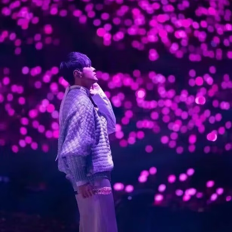 Shanghai Station Jay Chou's 2025 Carnival Concert Tickets are not recorded on behalf of Jay Chou but are purchased on behalf of Jay Chou 2025-09-21 19 00 Jinan 2000 1800 Infield (negotiate before bidding)