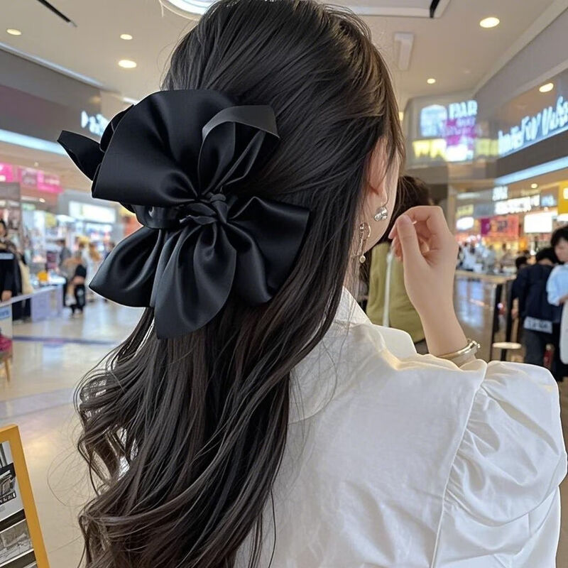 Black oversized bow tie clip for the back of women's head, high-end large shark clip for fugitive princess hair accessories, Korean version of oversized bow tie clip - one