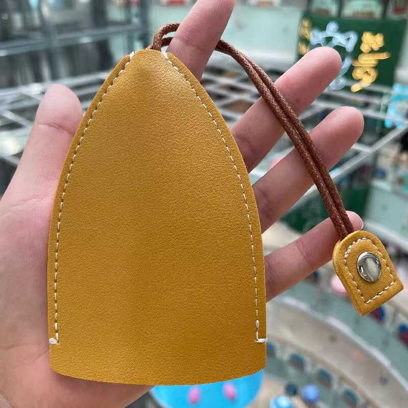 Yunluo Cute Bear Valentine's Day car key bag storage universal keychain bag all-in-one compact mini creative pull-out style Cute Bear-Pink Key Bag