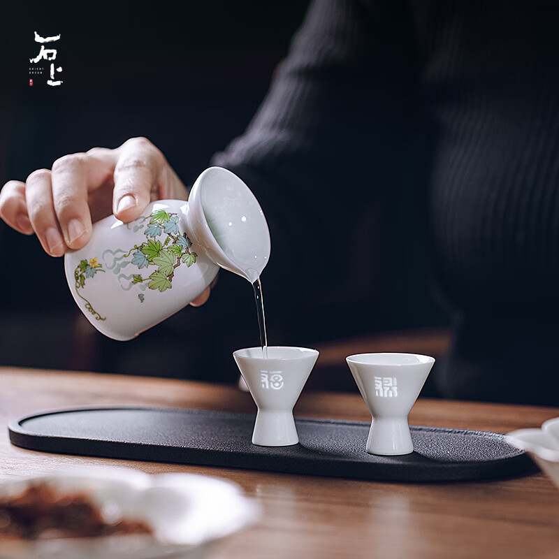 Shishang Oriental Jingdezhen 2025 New Chinese Style Gift Box Liquor Divider Small Wine Glass Spirit Cup Home Small Wine-Fulu-Blue and White 3 Pots and 6 Cups Wine Set