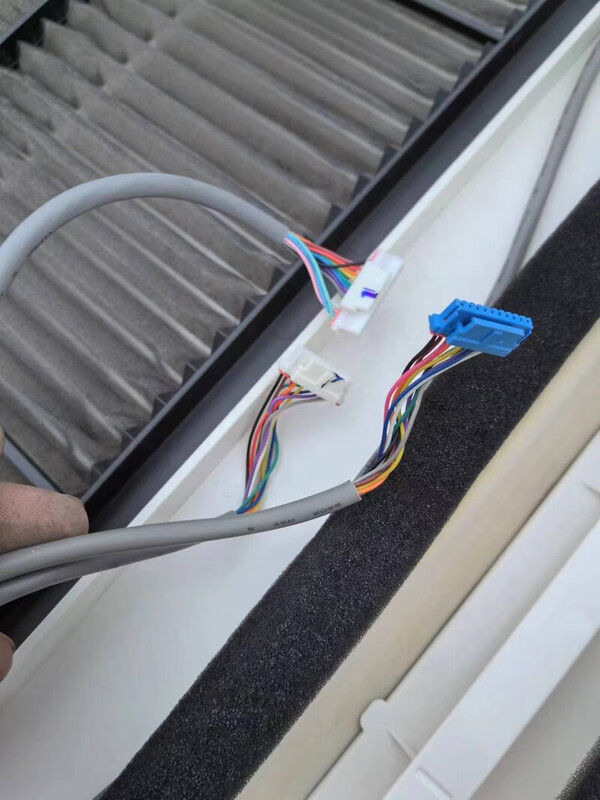 Samsung central air conditioner DVMS-TM ceiling unit panel. Ceiling unit panel 3-wire connector disassembly parts LG