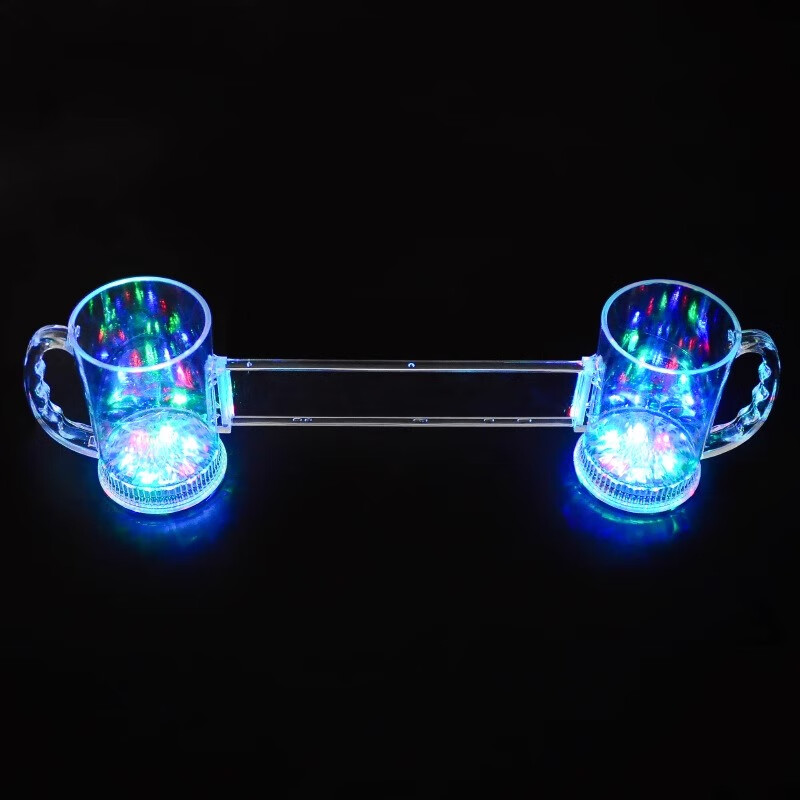 Internet celebrity die together beer mug, one-piece double beer mug, creative and funny, live and die together, plastic wine glass, anti-fall, double beer mug, ordinary style