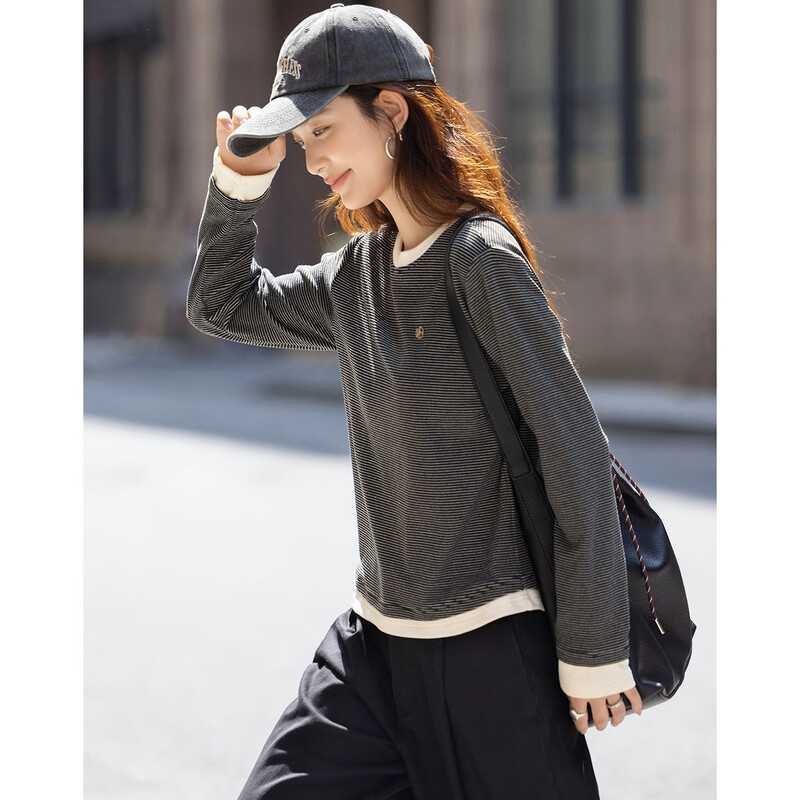 Demana layered aesthetics winter simple design stitching contrasting round neck stripes slightly elastic women's T-shirt to accommodate fat