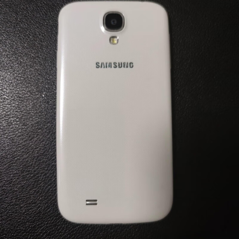 Samsung (SAMSUNG) Samsung S3 Galaxy i9300 mobile phone S4 I9500 mobile phone Samsung classic mobile phone creative accessories s4-i9500 white mobile phone 90% new