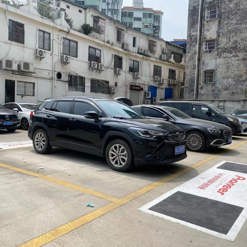 Luxury car maker car safety driving assistant suitable for Toyota Corolla Sharp Front Landaway Landaway Sagravia 360 panoramic image recorder Toyota series original car screen upgrade 540 panoramic_chassis transparent version