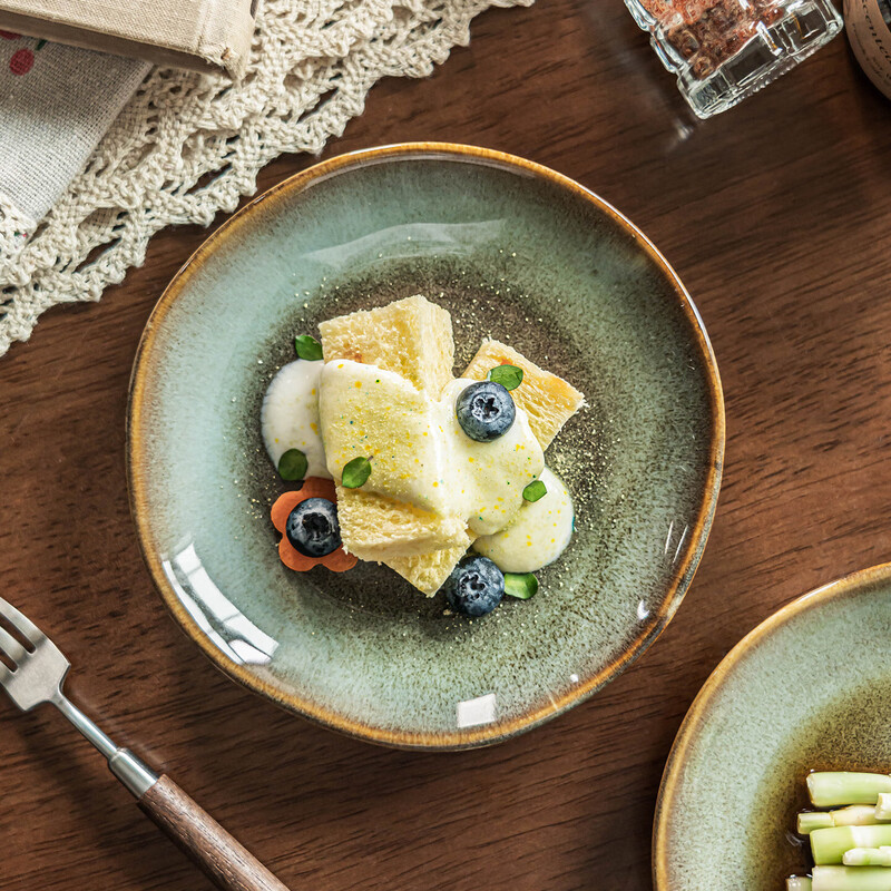 Bone plate household Japanese tableware retro style creative ceramic special restaurant personalized round plate dessert plate Qingxin-bone plate kiln turned green (slightly flawed) 1 piece 5.5 inches