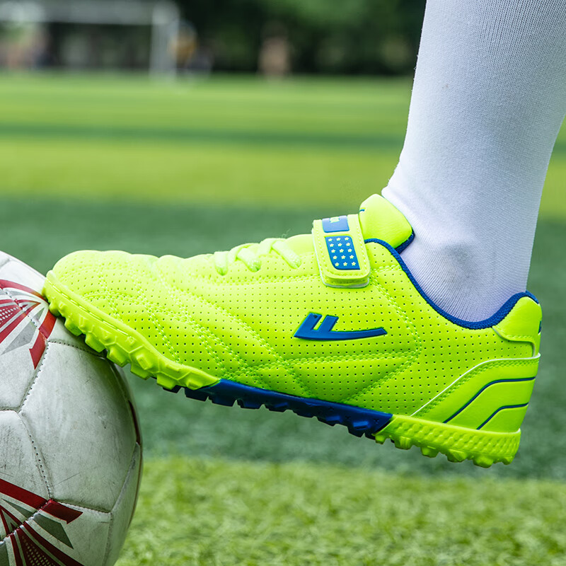 Pull back children's football shoes tf broken nails Velcro boys large, medium and small children students 961 fluorescent green broken nails 34