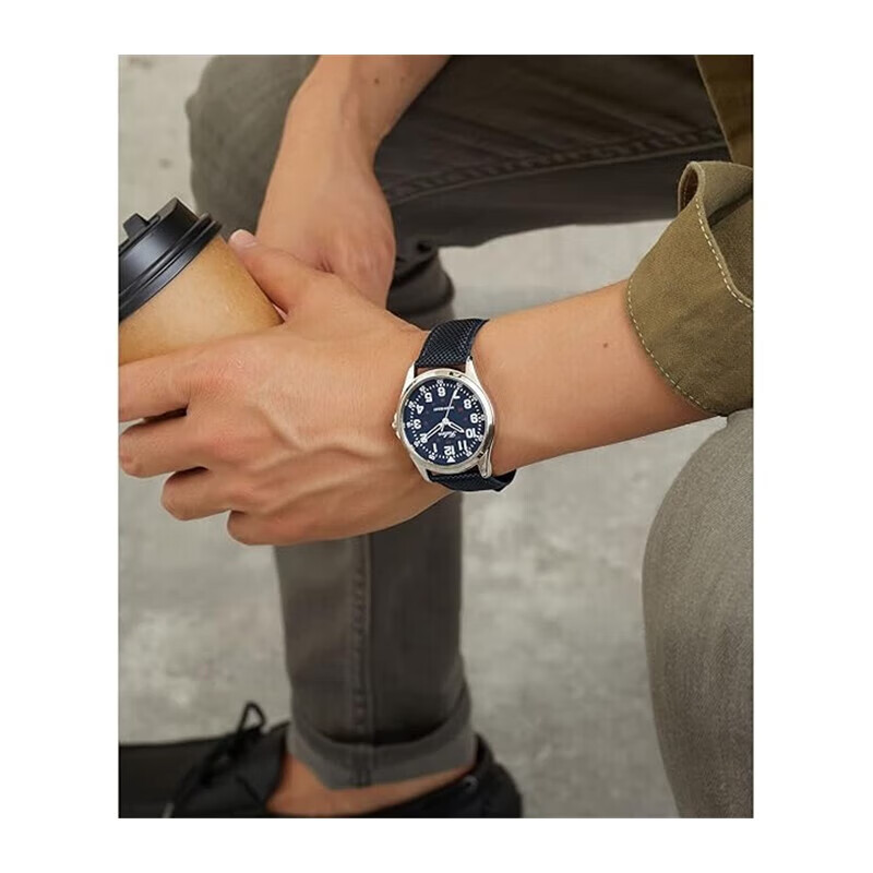 Citizen (CITIZEN) Japan direct mail Citizen Q&Q canvas strap watch student exam proof QB38-315 navy blue