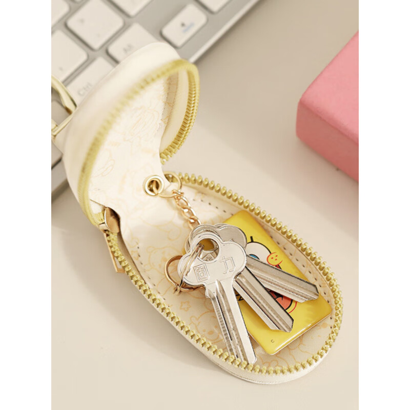 Shijanu's cute Pacha dog key storage bag mini key bag women's zipper key cover two-in-one large capacity three Winnie the Poohs can store keys and change