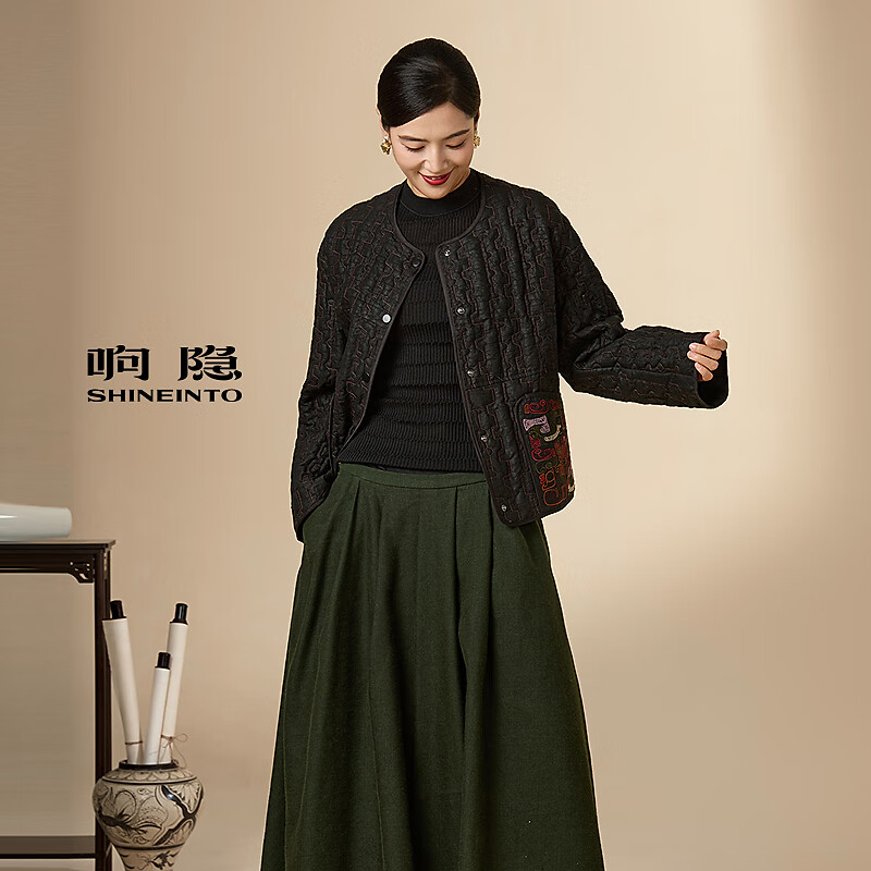 Xiangyin shopping mall same style winter thin fragrant cloud yarn fragrant cloud yarn short down jacket C2545112009 black M