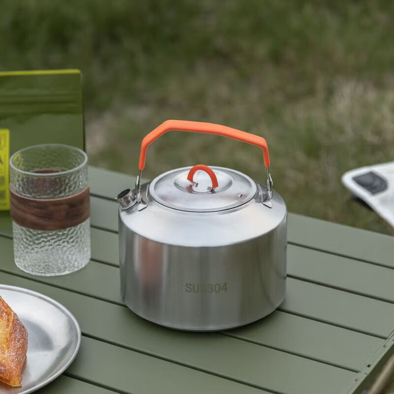 HKNA outdoor kettle 304 stainless steel kettle camping teapot hand brewed coffee pot portable outdoor kettle without mesh bag 1.1 liter 304 stainless steel kettle 1ml
