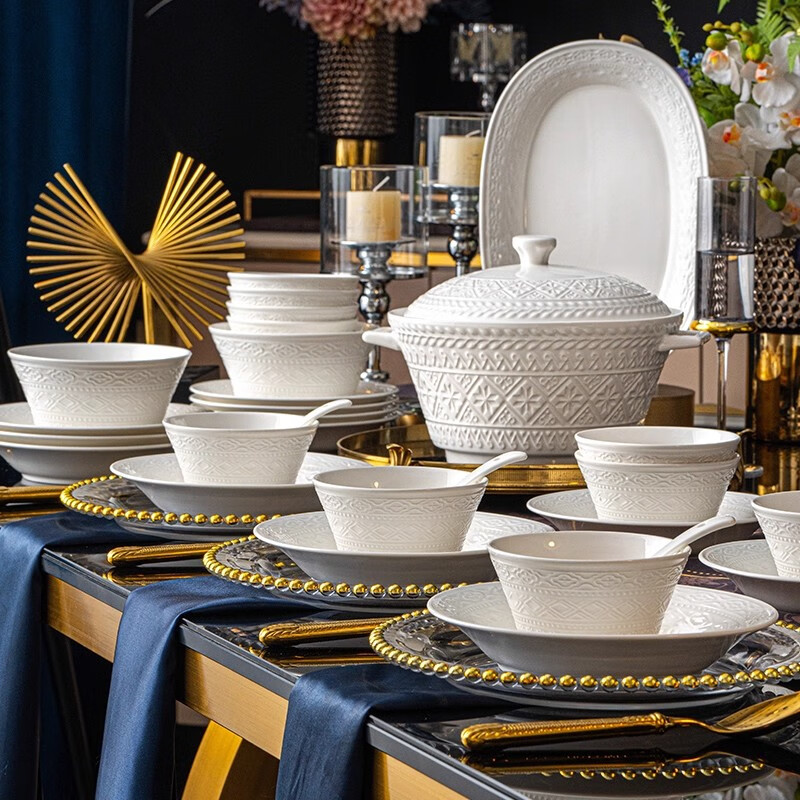 KANGQIN French dish set for home use 2025 new high-looking Jingdezhen underglaze color ceramic bowls, plates and chopsticks housewarming relief