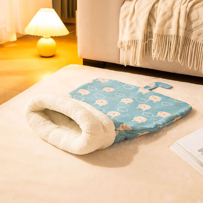 COODORA Cat Nest Cat Sleeping Bag Thickened Winter Warm Nest Closed Cat Nest Can Drill Hole Pocket Dog House When Cats Sleep in Winter