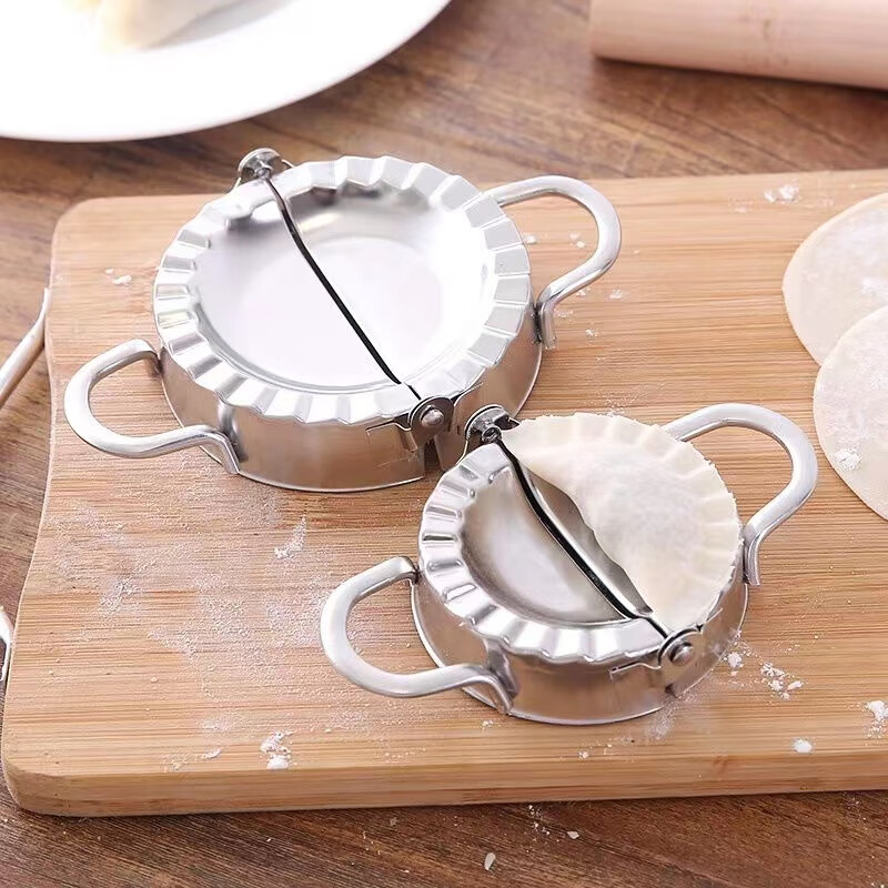 Dumpling making artifact, handmade dumpling making artifact, dumpling making tool, dumpling making artifact new mold, 304 stainless steel, medium size 8.5cm