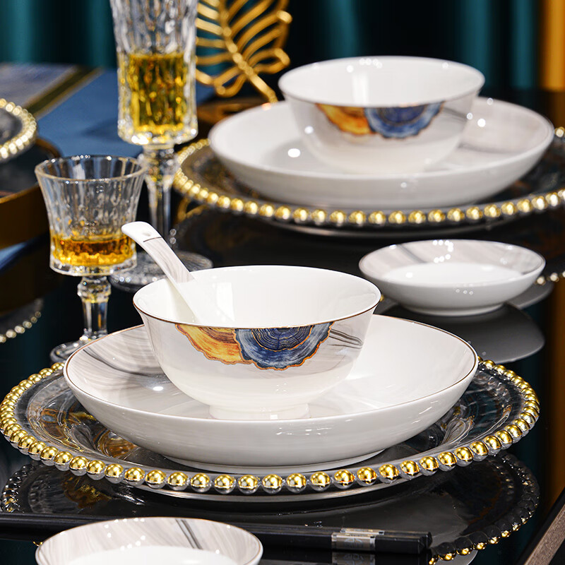 Tang Hui high-end Chinese bone china tableware set plate bowl set 30-head bone china tableware gilded and elegant