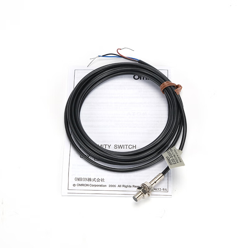 Omron/Omron photoelectric switch E2E-S05S12-WC-C1 E2E-S05S12-WC-C2 sensor E2E-S05S12-WC-C2