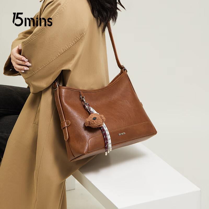 15MINS bag for women 2025 new vegetable tanned light luxury large capacity single shoulder crossbody hobo bag for women commuting ladies bucket bag