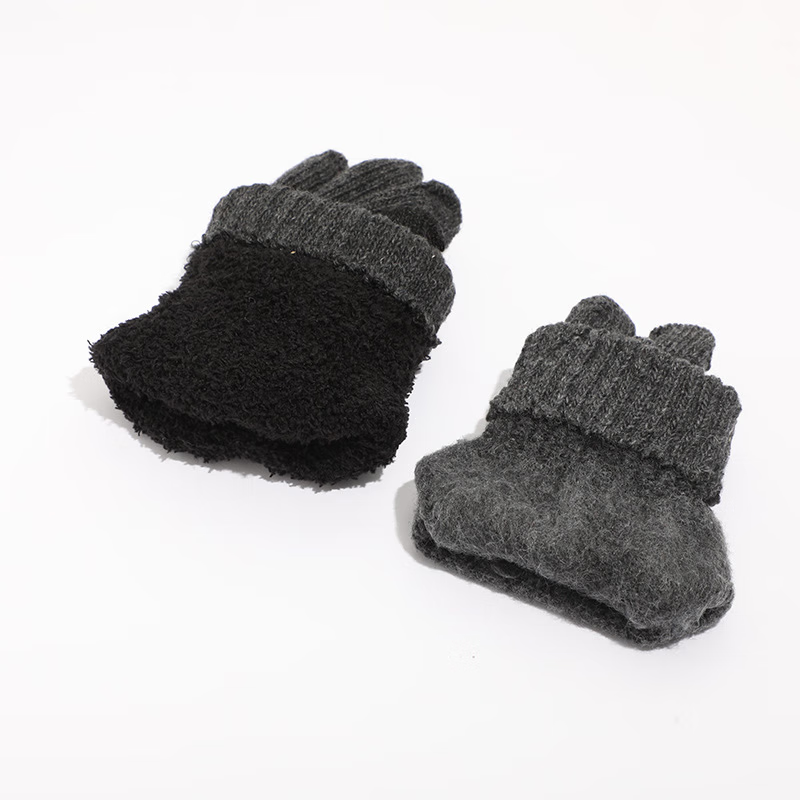 Autumn and winter warm gloves for outdoor cycling, cold protection, touch screen cotton blended five-finger unisex warm gloves, gray double layer thickening and plush style 1 pair, one size fits all