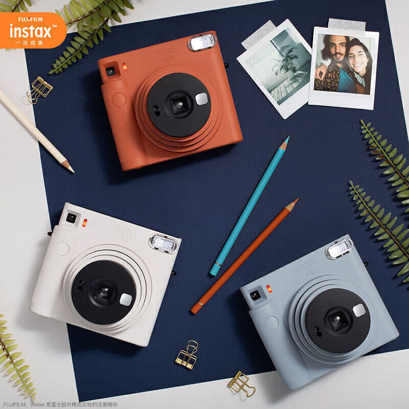 Fuji instax Polaroid SQUARE SQ1 one-time imaging camera square retro camera ocher orange package three
