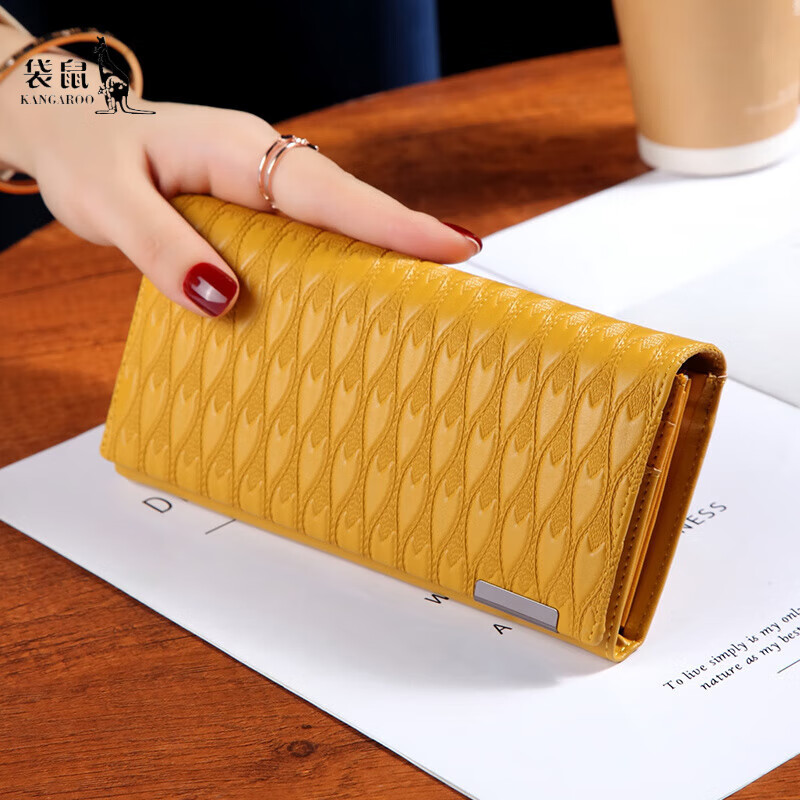 Kangaroo long hand wallet for women 2025 new genuine leather large-capacity folding wallet for mobile phones, fashionable and youthful style, yellow, no specifications