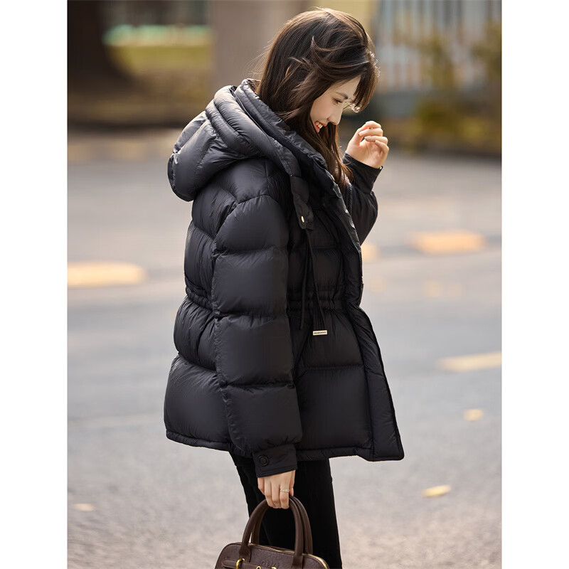 Xinfei Yuyun Feeling Puff Down Jacket Women's 25 Winter New Fashion Temperament Waist Slimming Thickened Warm Hooded Jacket