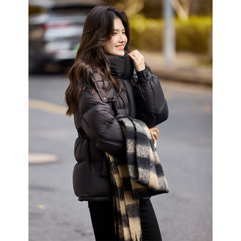 Xinfei Yuyun Feeling Puff Down Jacket Women's 25 Winter New Fashion Temperament Waist Slimming Thickened Warm Hooded Jacket