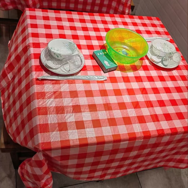 Wing Fantasy 100 red plaid disposable tablecloths square tablecloths for round tables with rectangular plastic tablecloths customized with LOGO 1.0m x 1.0m (square) 100 red plaid