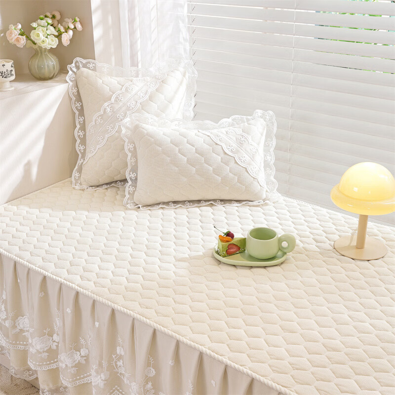 Yu Zhaolin bay window mat window sill mat 2026 new lace long skirt universal anti-slip light luxury balcony cover custom made for all seasons starry sky beige 68cm*240cm