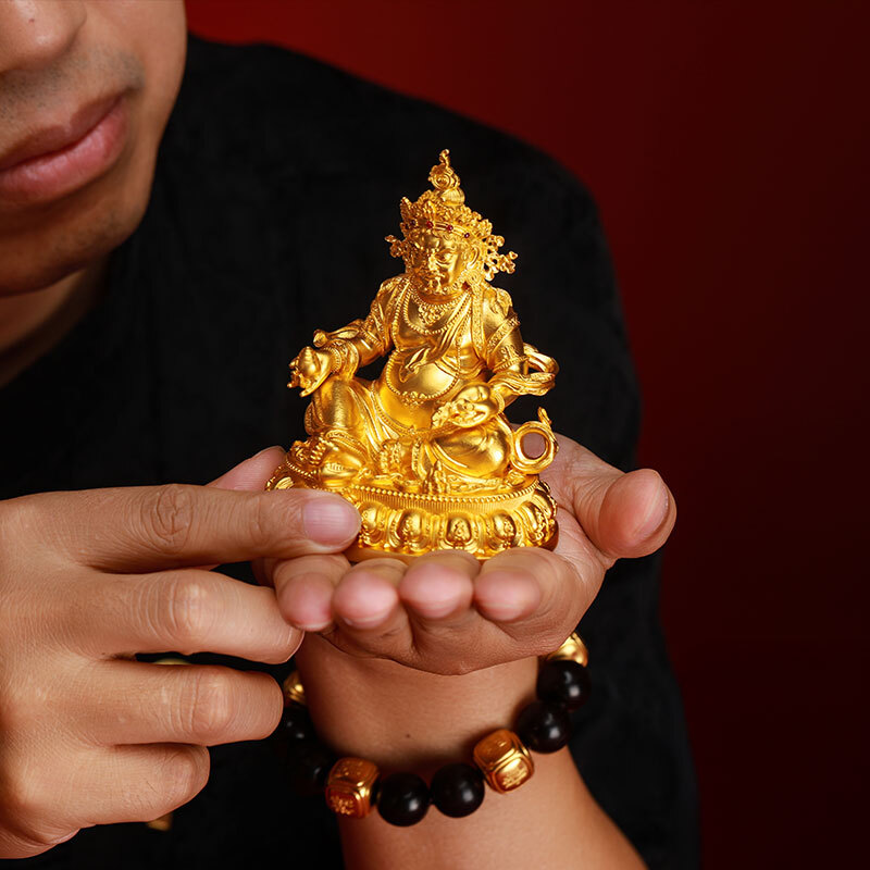 The palace craftsman made the Royal Yellow God of Wealth, pure gold ornaments, the God of Wealth, gold ornaments, Master Yuan Changjun's works, investment collection, free gifts, large version, 500 grams, custom deposit, not the full amount, please consult customer service before bidding.