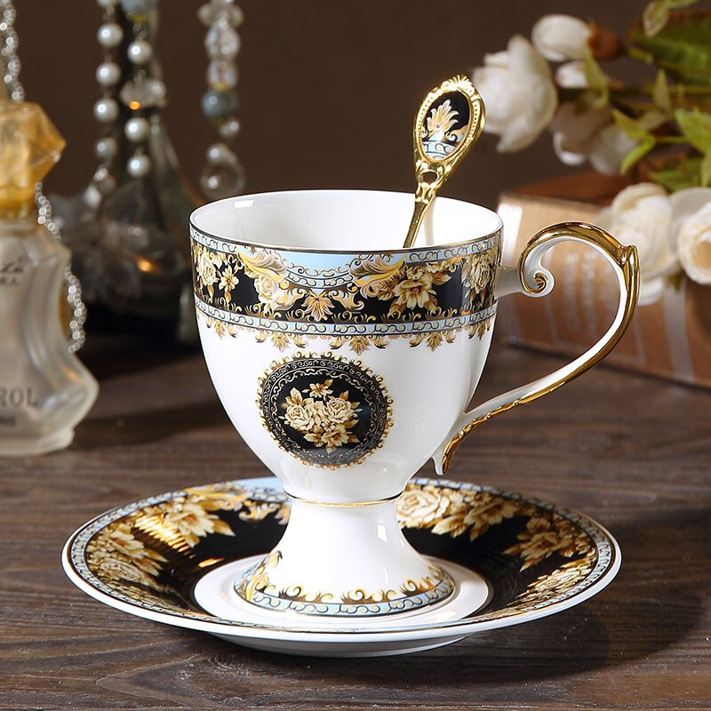 Heart Ornament Garden Muse European Palace Style Bone China Coffee Cup and Saucer Retro Afternoon Tea Cup Black Tea Cup British Gold-rimmed Ceramic Cup Muse 2 Cups and Saucers with New Shelf (Gift Box)