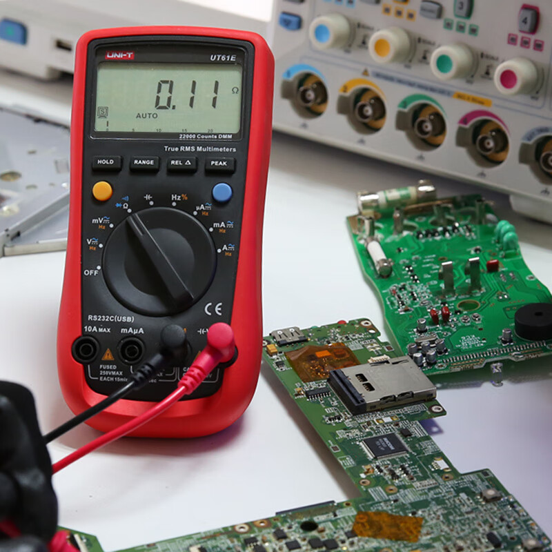UNI-T UT61E digital multimeter high-precision automatic four-and-a-half-digit intelligent electrician auto repair digital display UT61D (standard configuration) + free special tip pen + original factory cloth