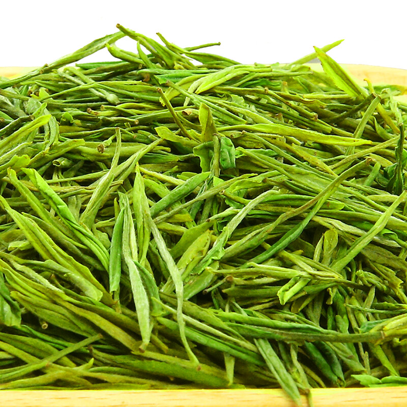 A cup of fragrant tea leaf green tea authentic Anji Mingqian white tea 200g 2025 new tea New Year's Day gift box for self-drinking