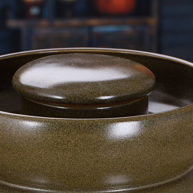 Jingdezhen ceramic large pickle jar household pickle jar sealed Sichuan pickle jar pickling jar 10 pounds