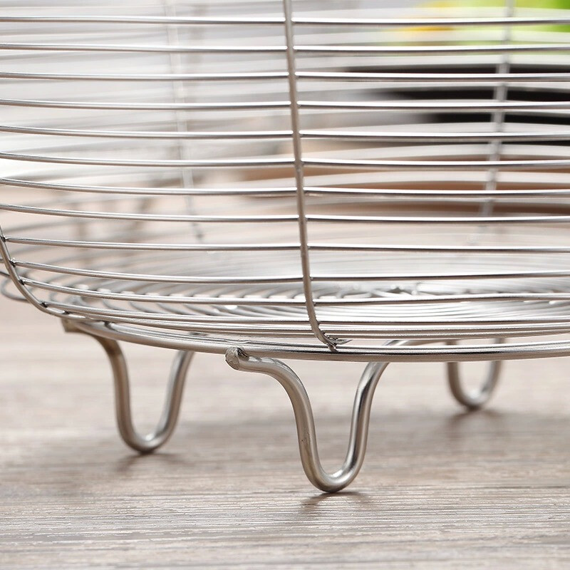 Stainless steel drain basket for washing vegetables and fruits round drain basin vegetable and fruit basket hollow drain basket for washing vegetables and water control basin steel wire flat bottom fruit basket diameter 26cm drain basket