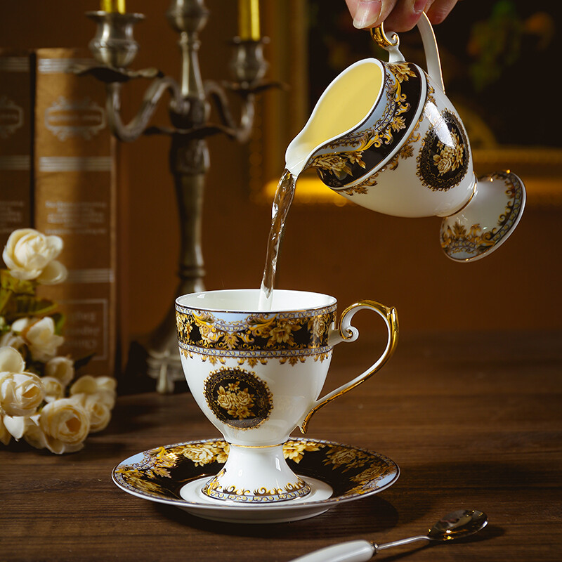 Heart Ornament Garden Muse European Palace Style Bone China Coffee Cup and Saucer Retro Afternoon Tea Cup Black Tea Cup British Gold-rimmed Ceramic Cup Muse 2 Cups and Saucers with New Shelf (Gift Box)