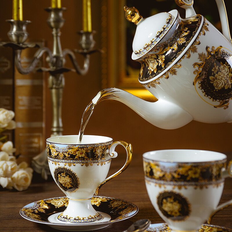 Heart Ornament Garden Muse European Palace Style Bone China Coffee Cup and Saucer Retro Afternoon Tea Cup Black Tea Cup British Gold-rimmed Ceramic Cup Muse 2 Cups and Saucers with New Shelf (Gift Box)