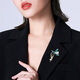 Qlady Magnolia Pearl Brooch Высококачественная женская темпераментная темпераментная шарф шарф кнопка аксессуаров День учителя День Учителя Мама Подарок на день рождения