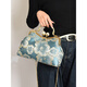 Kuqidaishu bag Frauenmodet gestickt Pearl Clamp Hand Cheongsam Bag 2024 Neue Kette One-Shoulder Flower Crossbody Bag Blau