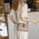 Lekali Crossbody Single Shoulder Mujeres Versión coreana Bolsa Retro Square Bolsa de teléfonos móviles de mediana edad.