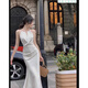 Con el estilo puro y retro de la falda de cola de satén para mujeres, vestido de fiesta de cumpleaños de halter francés nuevo estilo francés 9718 Off White M