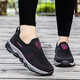 Chaussures plus âgées Chaussures pour femmes Été larges de gros pieds pour les chaussures de mère respirant les chaussures de marche décontractées de la semelle douce non glissante et de maille de maille.