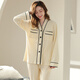 Pajamas pour femmes Quguo (Quguo) pour les manches longues en coton pur du printemps et de l'automne pour le cardigan d'automne entiment au printemps et à l'automne pour femmes en automne.