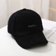 Nozhi mignon poilu automne et chapeau de baseball hiver