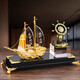 Fashion Fenghuo Office Office Ornaments Gerente General Boss Desktop Ornamentos Atmosféricos Cristal Atmosférico Vailatario Soporte de bolígrafo Negocio Apertura Diamante Diamond Doble Sailboat + Piloto Piloto Timón