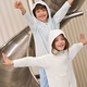 Aimer kids爱慕儿童乐活夏日中性拉链连帽长袖上衣AK381E691 绿AK281E691 110